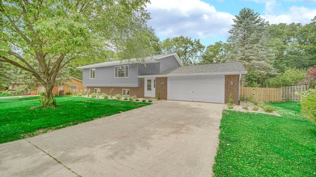 5939 W Van Gogh Trail, La Porte, IN 46350