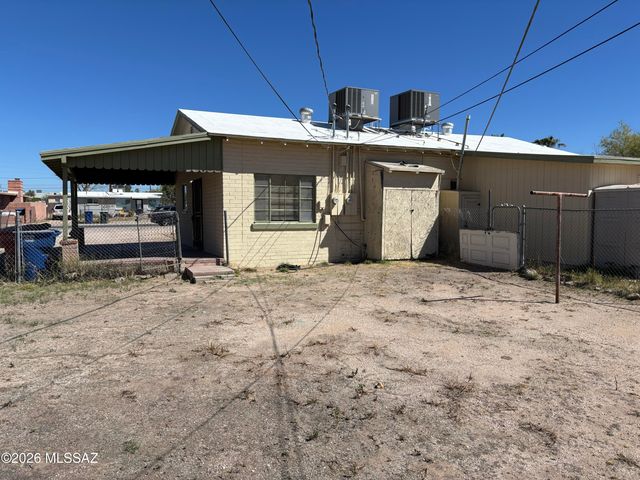 837 W Tipton Drive, Tucson, AZ 85705