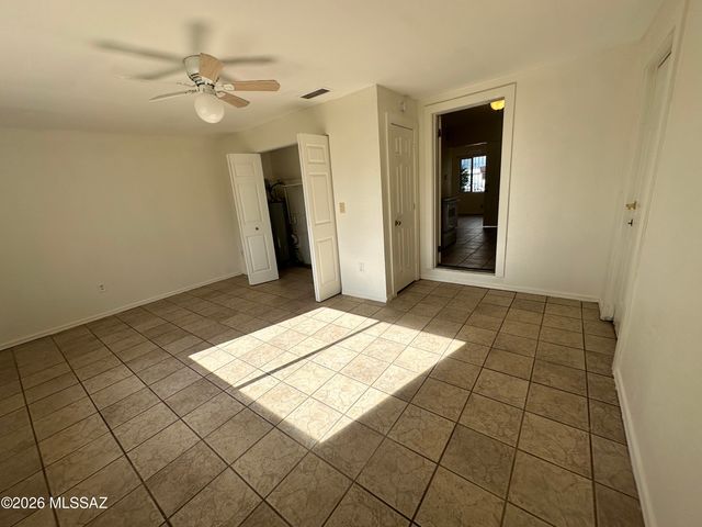 837 W Tipton Drive, Tucson, AZ 85705