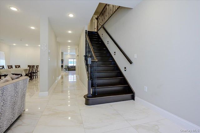 345 Washington Avenue, Cedarhurst, NY 11516