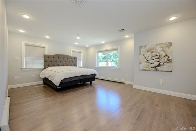 345 Washington Avenue, Cedarhurst, NY 11516