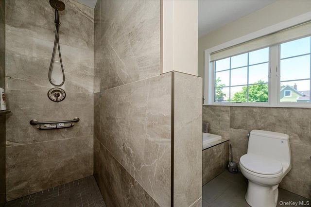 345 Washington Avenue, Cedarhurst, NY 11516