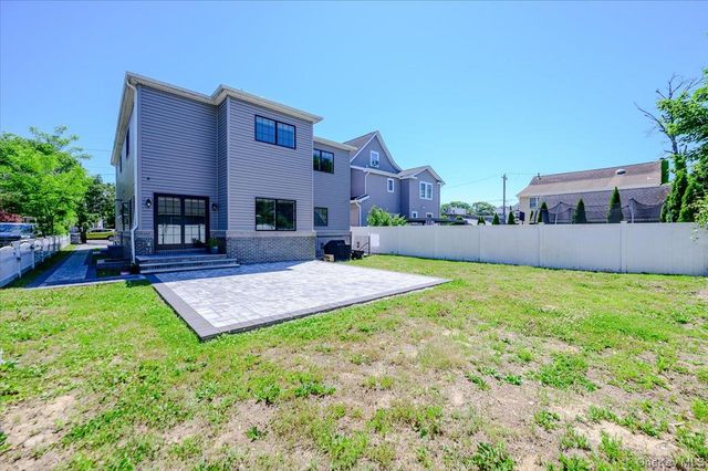 345 Washington Avenue, Cedarhurst, NY 11516