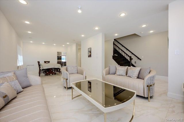 345 Washington Avenue, Cedarhurst, NY 11516