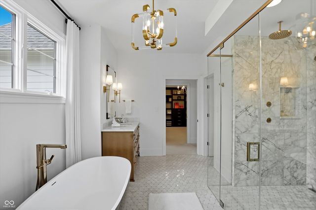 5130 Melbourne Place, Zionsville, IN 46077