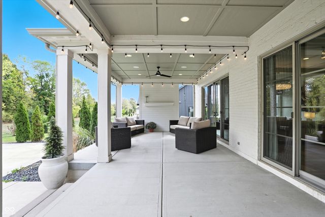 5130 Melbourne Place, Zionsville, IN 46077