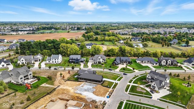 5130 Melbourne Place, Zionsville, IN 46077