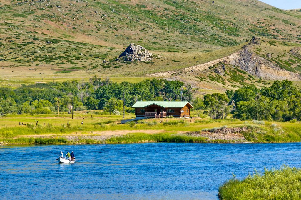 2107 Old Us Highway 91, Cascade, MT 59421 photo 7