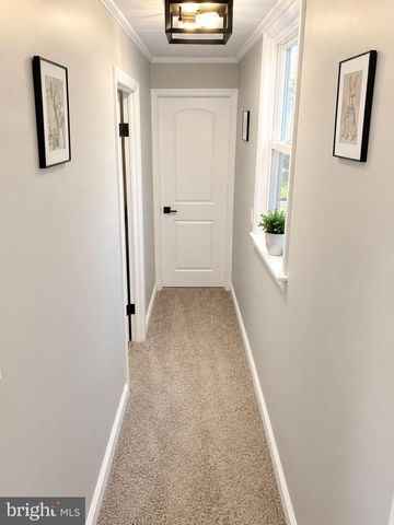 272 MAIN ST, Hamilton Twp, NJ 08620