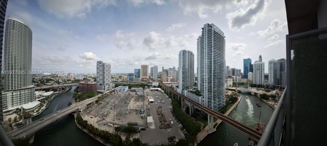 690 SW 1st Ct 2711, Miami, FL 33130