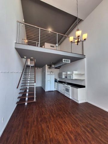 690 SW 1st Ct 2711, Miami, FL 33130