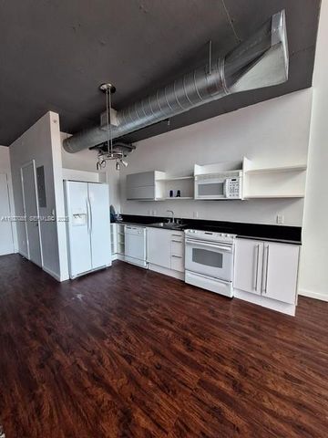 690 SW 1st Ct 2711, Miami, FL 33130