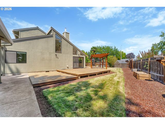 5958 Ne Ray Cir, Hillsboro, OR 97124