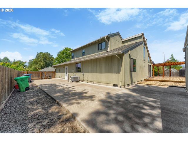 5958 Ne Ray Cir, Hillsboro, OR 97124