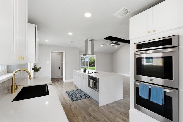 22210 Woodrose Drive, Katy, TX 77450