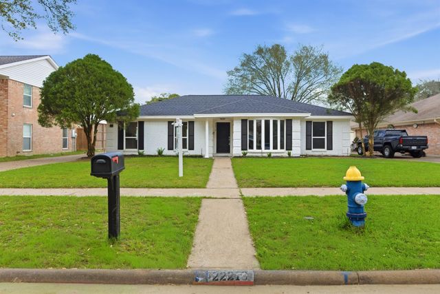 22210 Woodrose Drive, Katy, TX 77450