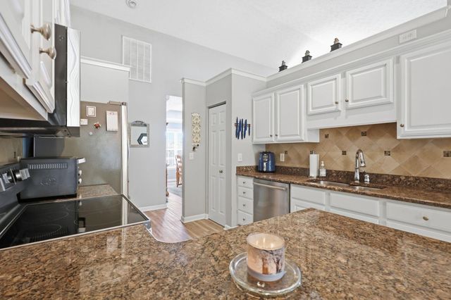 2489 Burning Tree Ln., Little River, SC 29566