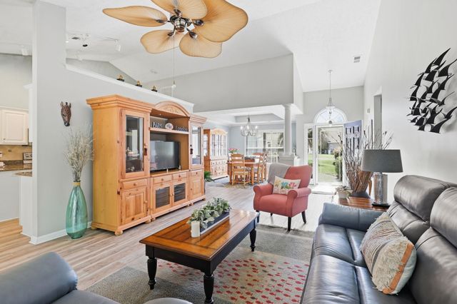 2489 Burning Tree Ln., Little River, SC 29566
