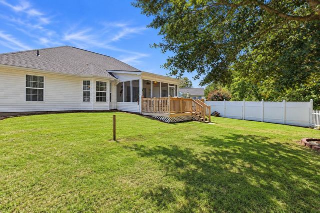 2489 Burning Tree Ln., Little River, SC 29566
