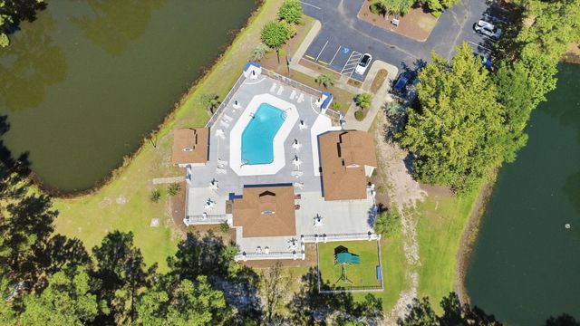 2489 Burning Tree Ln., Little River, SC 29566