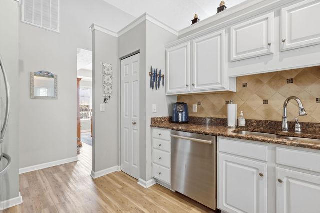 2489 Burning Tree Ln., Little River, SC 29566