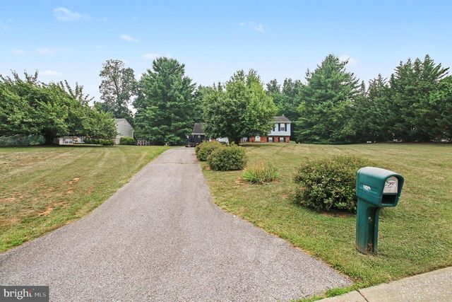 2564 MINDI DR, Manchester, MD 21102