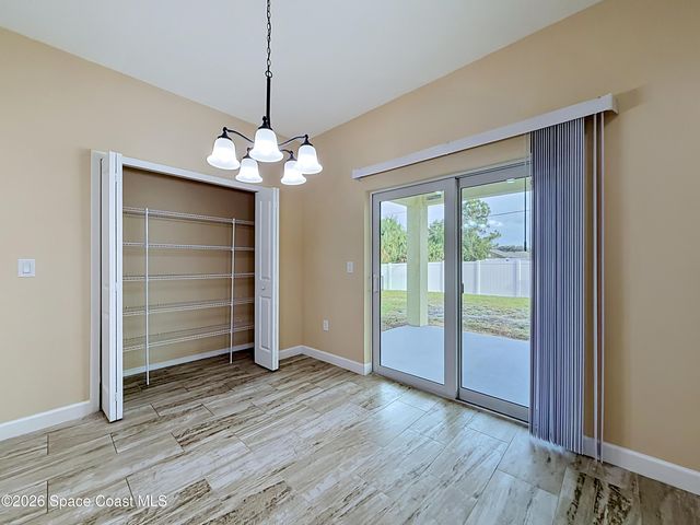 624 Osmosis Drive SW, Palm Bay, FL 32908
