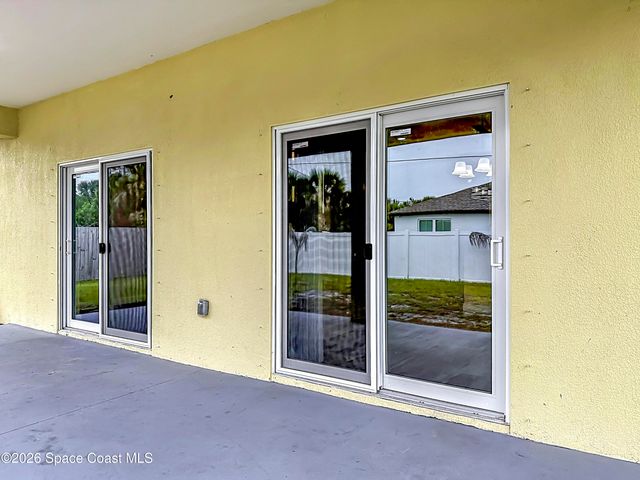 624 Osmosis Drive SW, Palm Bay, FL 32908