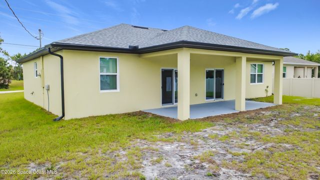 624 Osmosis Drive SW, Palm Bay, FL 32908