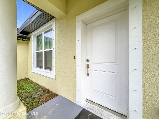 624 Osmosis Drive SW, Palm Bay, FL 32908