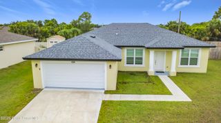 624 Osmosis Drive SW, Palm Bay, FL 32908