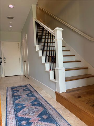 2606 Shelby Avenue 303, Dallas, TX 75219