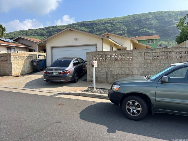 86-211 Moelua Street, Waianae, HI 96792