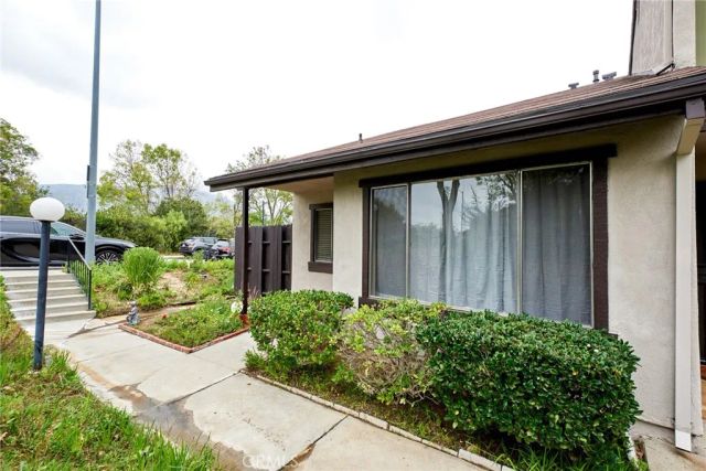 8720 Wyngate Street, Sunland, CA 91040