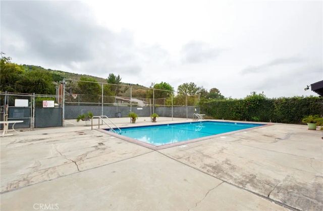 8720 Wyngate Street, Sunland, CA 91040