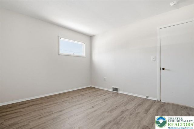 1333 Ridge Trail, Forks Twp, PA 18040