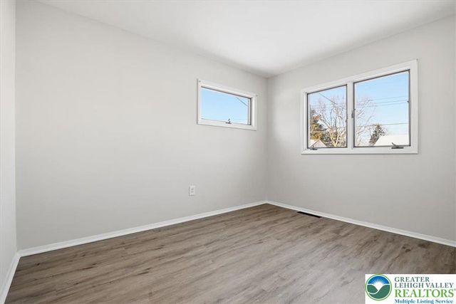 1333 Ridge Trail, Forks Twp, PA 18040