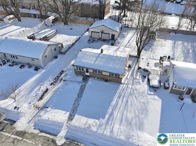 1333 Ridge Trail, Forks Twp, PA 18040