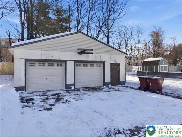 1333 Ridge Trail, Forks Twp, PA 18040