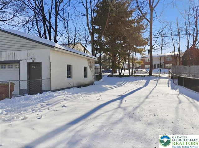 1333 Ridge Trail, Forks Twp, PA 18040