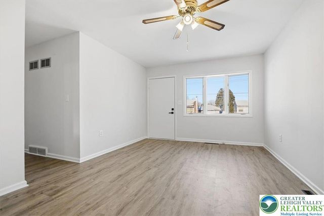 1333 Ridge Trail, Forks Twp, PA 18040