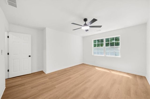 1172 Red Oak Cove, Tucker, GA 30084