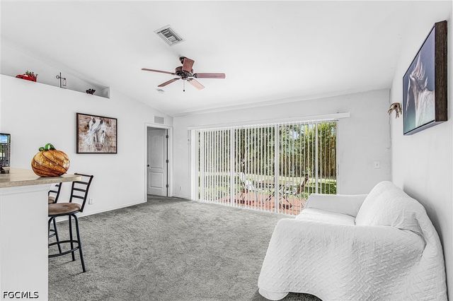 307 NE 25th TER, Cape Coral, FL 33909