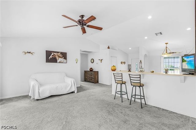 307 NE 25th TER, Cape Coral, FL 33909