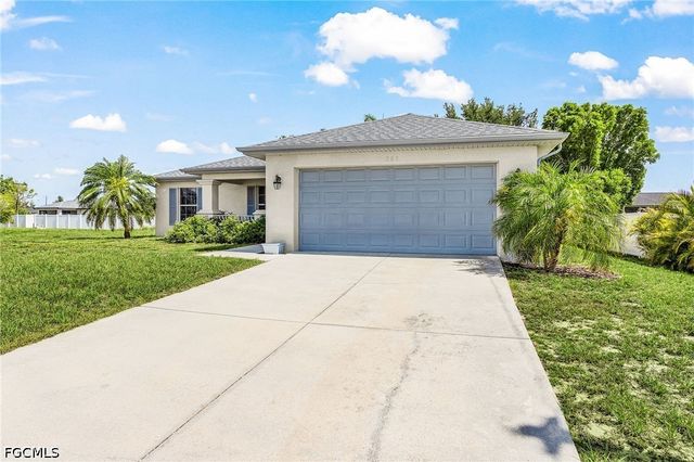 307 NE 25th TER, Cape Coral, FL 33909