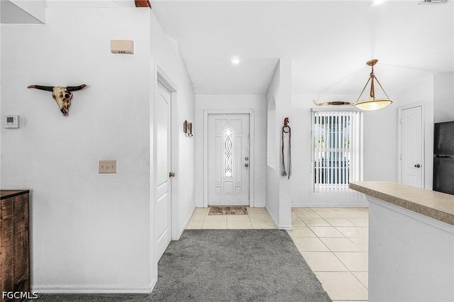 307 NE 25th TER, Cape Coral, FL 33909