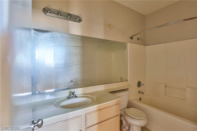 211 Crown Imperial Street, Henderson, NV 89074