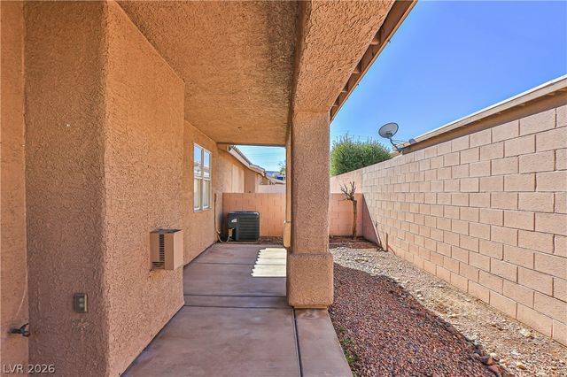 211 Crown Imperial Street, Henderson, NV 89074