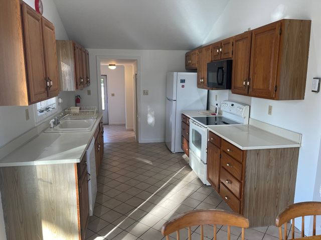 55 Overshores Drive West, Madison, CT 06443
