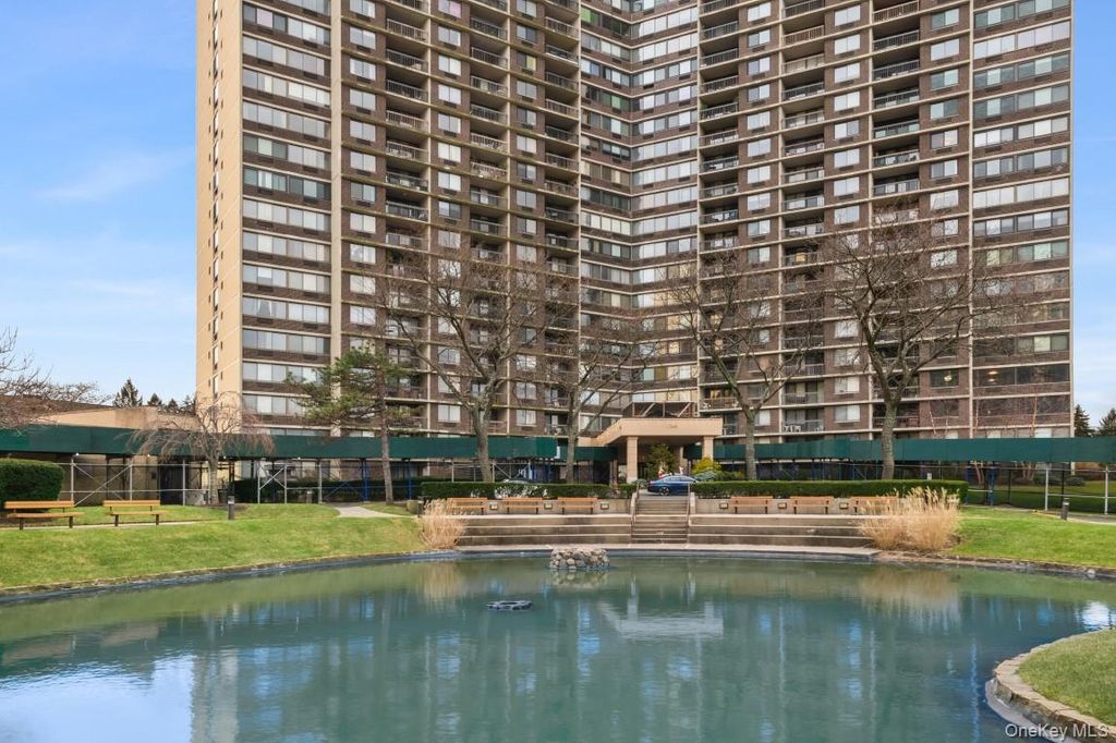 1 Bay Club Drive 18L, Bayside, NY 11360 — photo 2